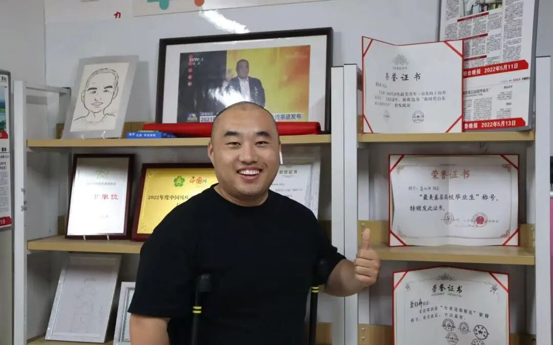 这家烟台的鞋店，只做“一只脚”的生意