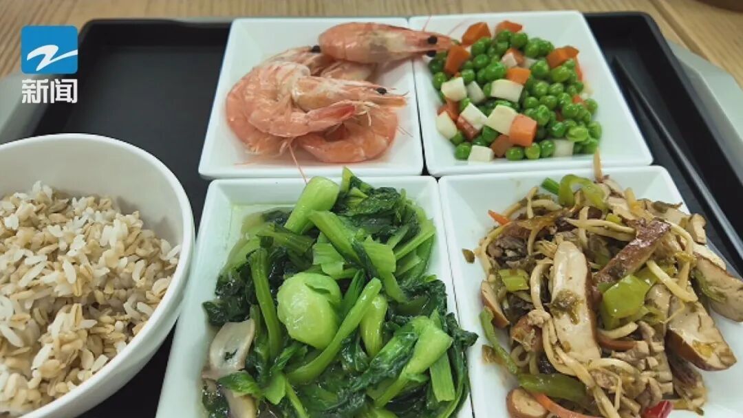 吃食堂瘦了18斤！杭州一社区食堂火了！不用饿肚子、不用吃水煮菜！
