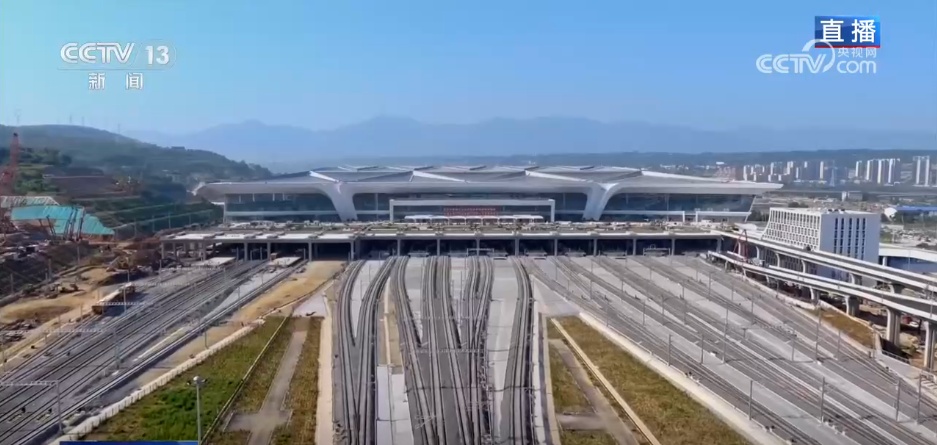 “硬核科技+重大工程”齐发力汇聚澎湃动能 中国经济释放积极信号