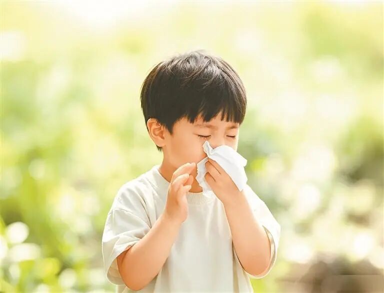 以为只是小过敏？它竟是全球第六大慢性病，夏天高发