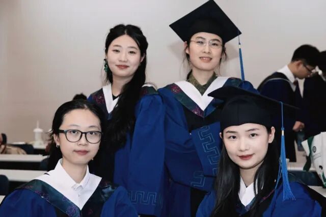 杭州一商场店员突然倒地，命悬一线！医学院四闺蜜毕业聚餐，变成了“实战大考”