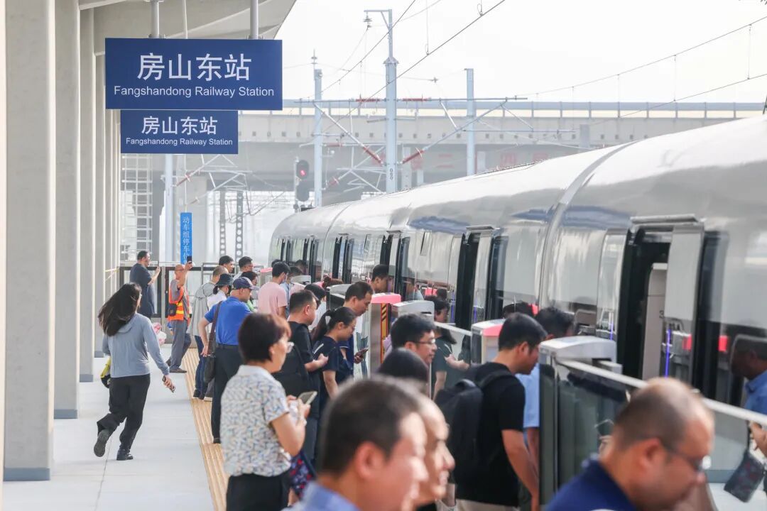 房山东至北京西最快23分钟!市民实测:省时间还省体力—— 房山东至北京西最快23分钟!市民实测:省时间还省体力——