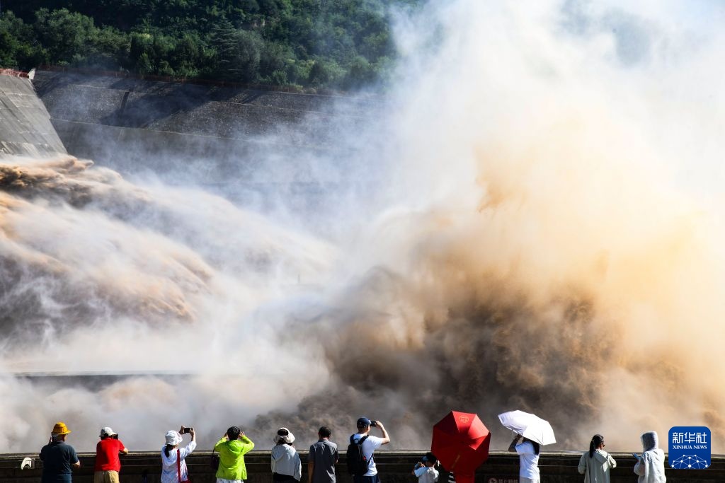 河南济源:小浪底排沙出库 河南济源:小浪底排沙出库