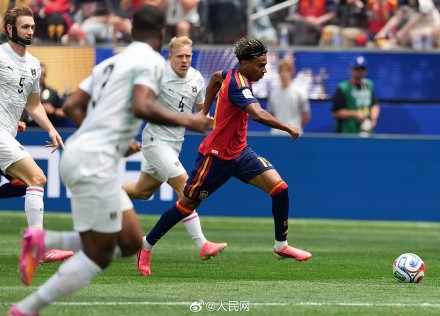 世界杯：西班牙完胜奥地利晋级16强