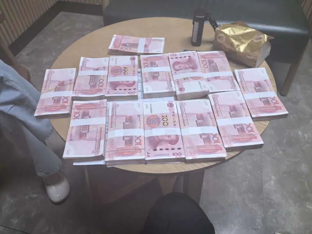 杭州小伙浏览境外网页,看到一条消息后特别想赚钱,差点被骗13万!民警:全额紧急拦截 杭州小伙浏览境外网页,看到一条消息后特别想赚钱,差点被骗13万!民警:全额紧急拦截