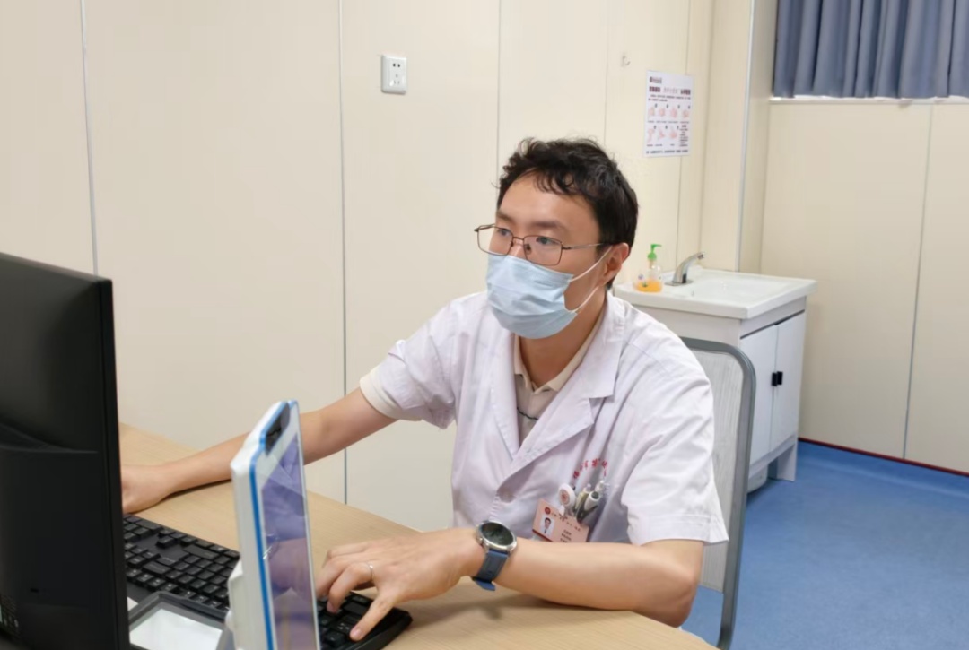 考后“放纵”，福州18岁男生消化道出血！医生提醒——