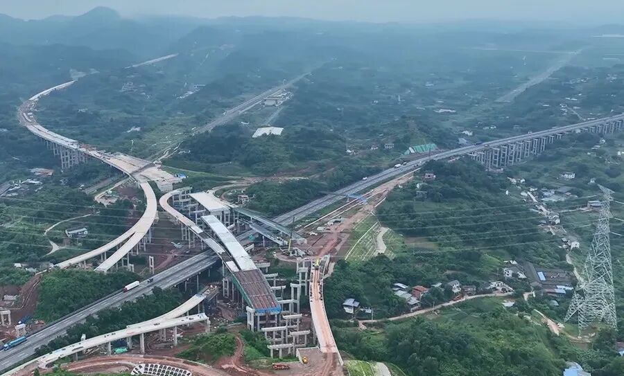 重庆至昆明将新增一条快速通道，重庆段预计明年建成通车