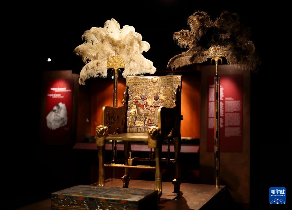 埃及法老图坦卡蒙展在巴黎举行
