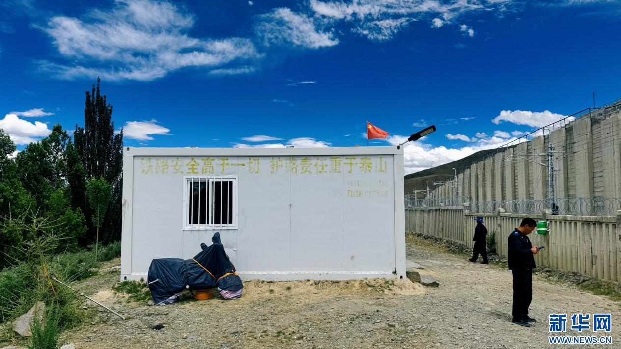 全程实拍,雅鲁藏布江畔,这对夫妻在守护什么 全程实拍,雅鲁藏布江畔,这对夫妻在守护什么