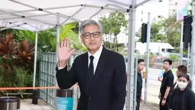 刘德华、周润发、朱茵等人到场送别,“开山祖师”走了 刘德华、周润发、朱茵等人到场送别,“开山祖师”走了