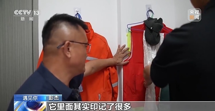 “把一束光传递下去” 汶川地震幸存者的十八年报恩路 “把一束光传递下去” 汶川地震幸存者的十八年报恩路