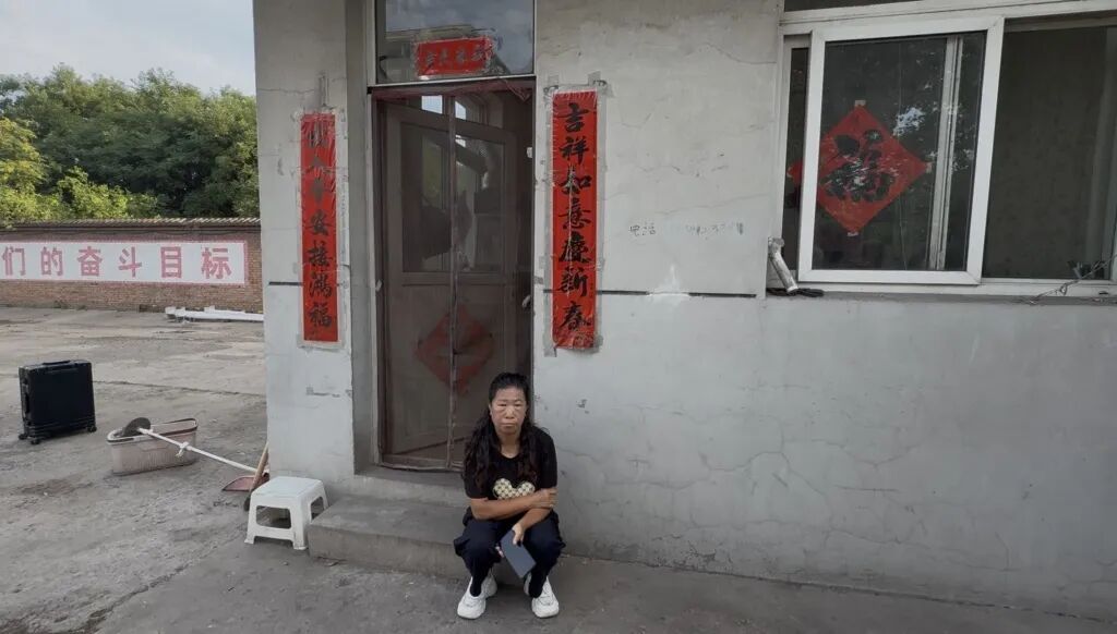 “女子在岗16年无休,因为这份合同,辞退拿不到赔偿”,二审将开庭 “女子在岗16年无休,因为这份合同,辞退拿不到赔偿”,二审将开庭