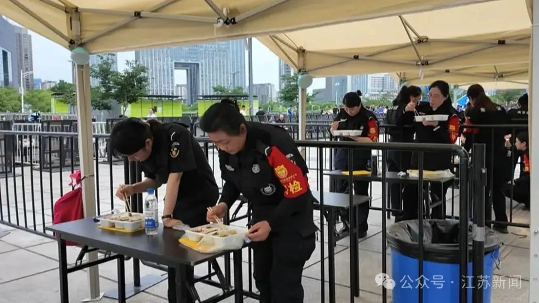 土豆白菜征战“苏超”？