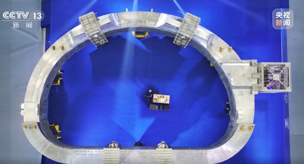 中国“人造太阳”重大进展:装置计划2027年底建成,2030年前后用核聚变发出第一度电 中国“人造太阳”重大进展:装置计划2027年底建成,2030年前后用核聚变发出第一度电