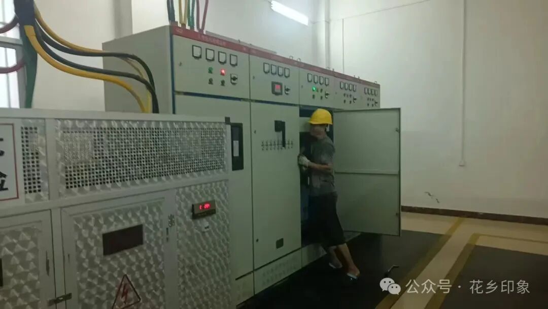 南宁警备区火速集结民兵，奔赴横州抢险救援