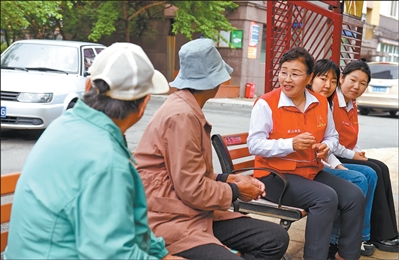 谈到最大的幸福,“七一勋章”获得者吴亚琴这样说 谈到最大的幸福,“七一勋章”获得者吴亚琴这样说