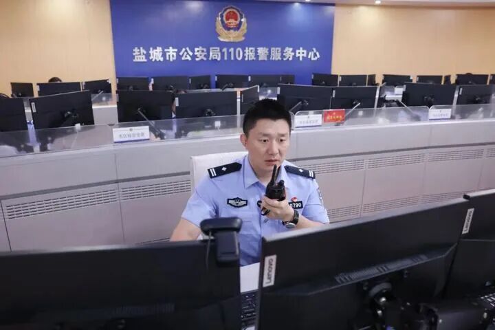 定速巡航失灵！高速上17分钟紧急救援！