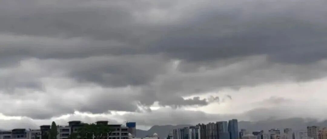 超强台风“巴威”路径变了!预计11日登陆!福建局部大雨暴雨 超强台风“巴威”路径变了!预计11日登陆!福建局部大雨暴雨