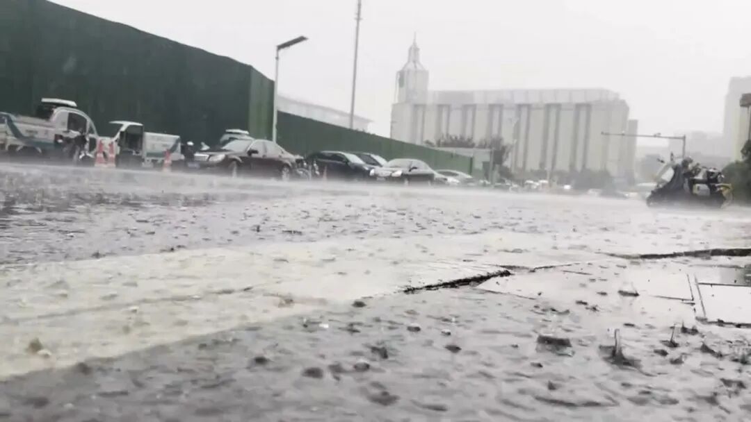 暴雨＋强对流双预警齐发，河北山东等局地将有10级以上雷暴大风，近日南北方强对流为何高频出现？