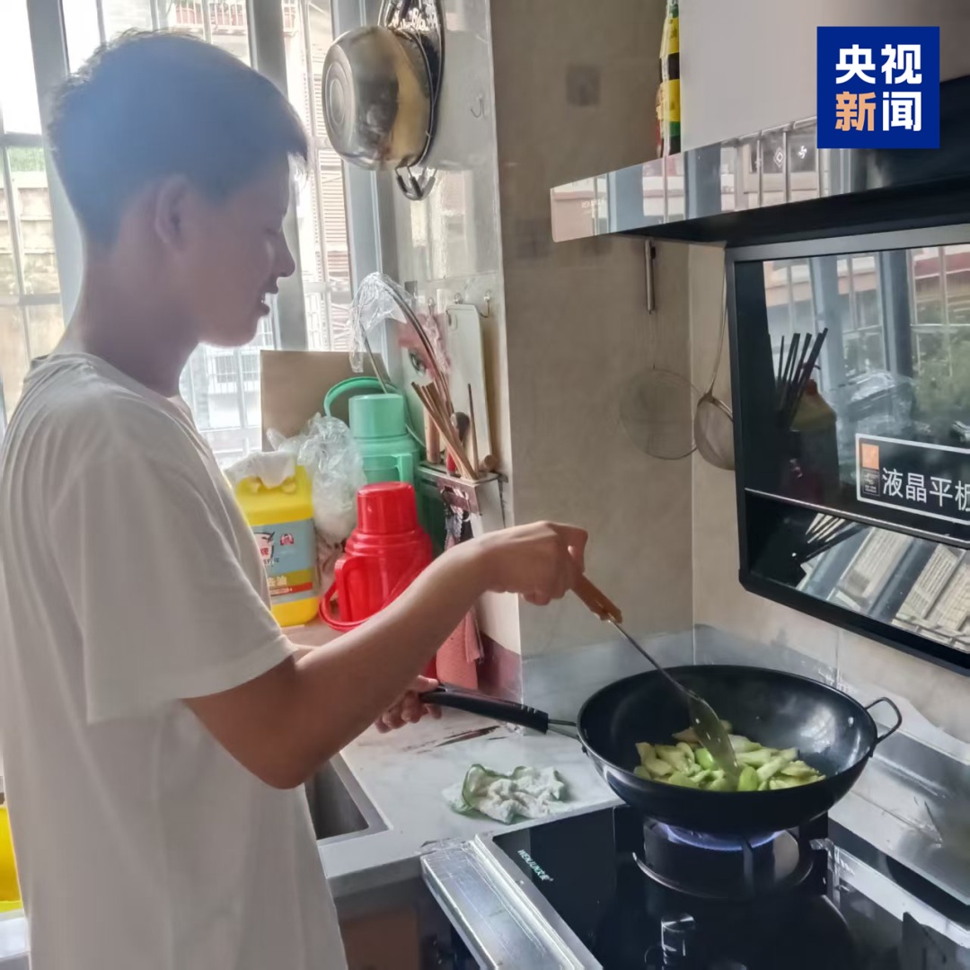 “看不见没关系,听得见,就学得会!” “看不见没关系,听得见,就学得会!”