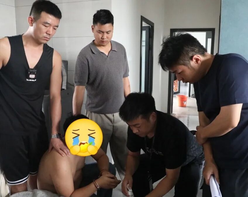 抓获27人!龙山公安捣毁一诈骗窝点 抓获27人!龙山公安捣毁一诈骗窝点