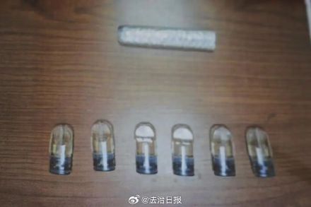 乘客加450元跨城送美瞳司机报警 乘客加450元跨城送美瞳司机报警