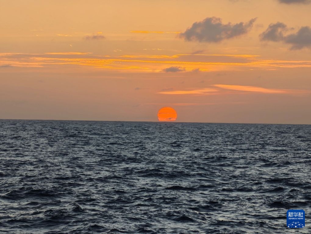 海上夕阳美 海上夕阳美