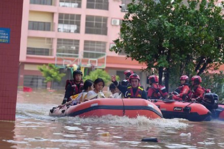 贵港大将学校2480位师生全部转移 贵港大将学校2480位师生全部转移