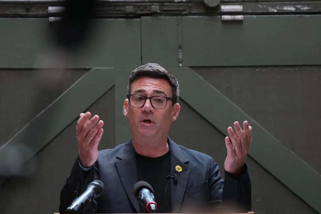 谁将接任英国首相?他是工党目前唯一党首候选人 谁将接任英国首相?他是工党目前唯一党首候选人