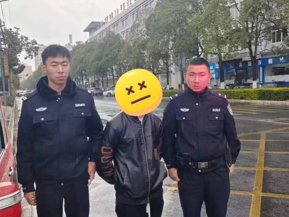 被改命“大师”3年骗走25万!时隔4年,这笔旧账,民警硬是帮她“翻”了回来 被改命“大师”3年骗走25万!时隔4年,这笔旧账,民警硬是帮她“翻”了回来