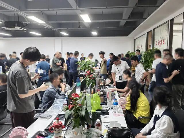 警惕“股神群”!涉案金额达1亿元,广东245人被刑拘 警惕“股神群”!涉案金额达1亿元,广东245人被刑拘