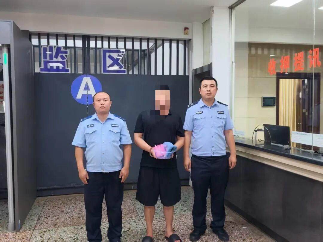 湖南湘潭两名境外涉诈人员主动回国投案,长期滞留境外金三角地区,明知电诈仍参与作案,在岗近三个月,实际参与诈骗活动50余天 湖南湘潭两名境外涉诈人员主动回国投案,长期滞留境外金三角地区,明知电诈仍参与作案,在岗近三个月,实际参与诈骗活动50余天