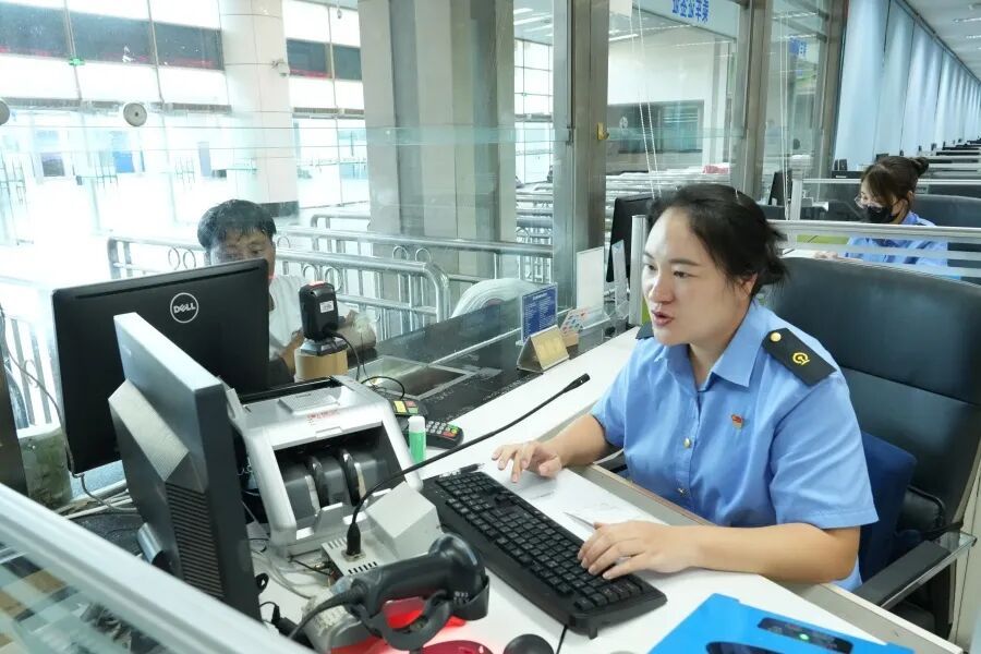 停运今日所有出发、到达以及经停旅客列车,福州火车站发布消息 停运今日所有出发、到达以及经停旅客列车,福州火车站发布消息