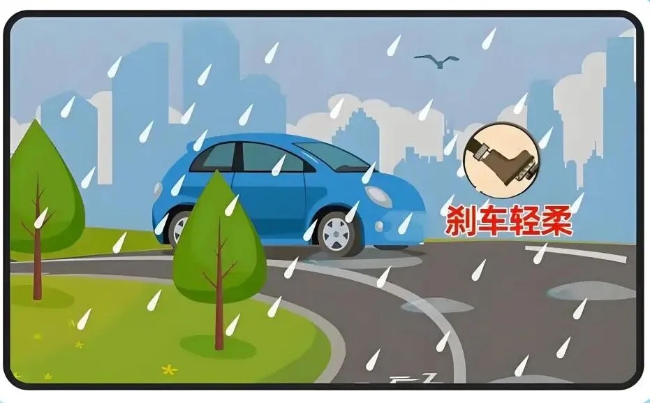 上海挂出台风黄色预警,紧急转移3.4万人;浙江平阳海面已出现狂风巨浪 上海挂出台风黄色预警,紧急转移3.4万人;浙江平阳海面已出现狂风巨浪