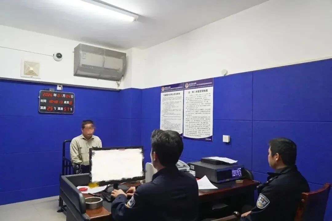 11次恶意拨打110并辱骂接警人员！琼中一男子被行拘