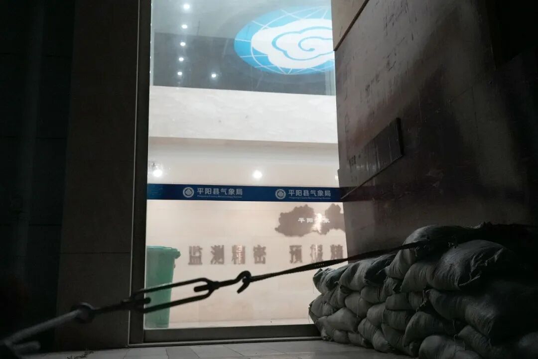 多图直击！记者一路追进台风眼：“想记录‘巴威’应对最真实画面！”