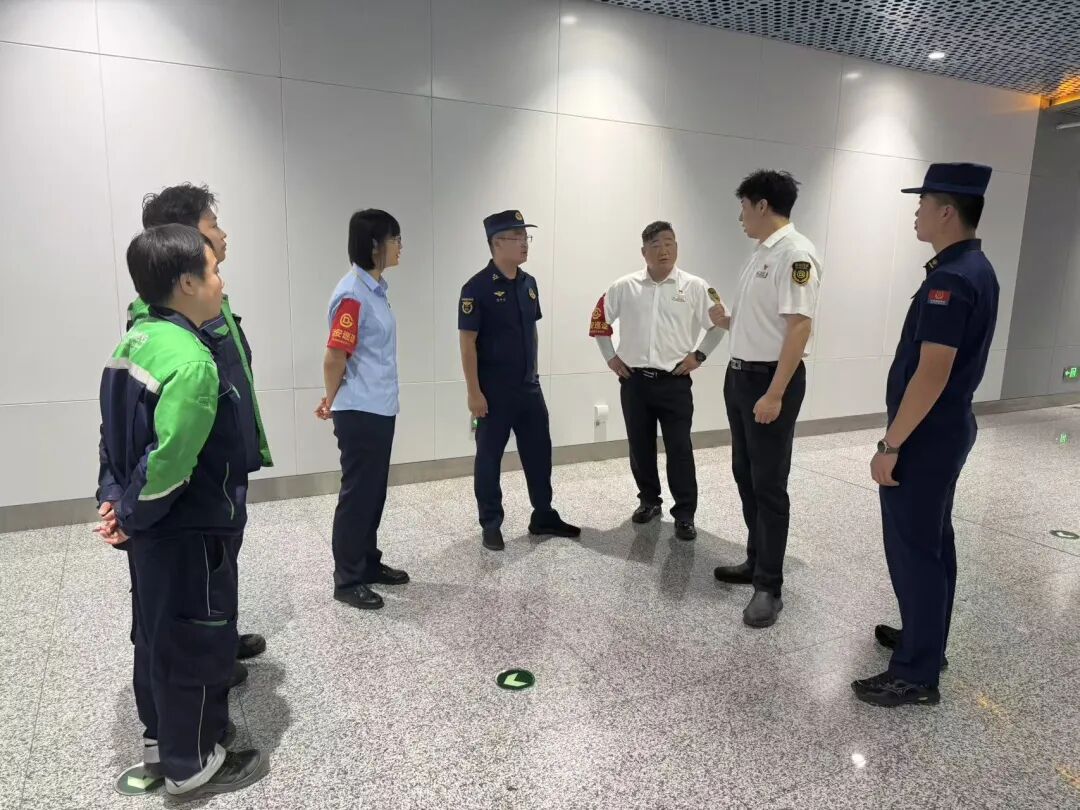 昌平消防深入辖区地铁站开展汛期安全专项调研工作