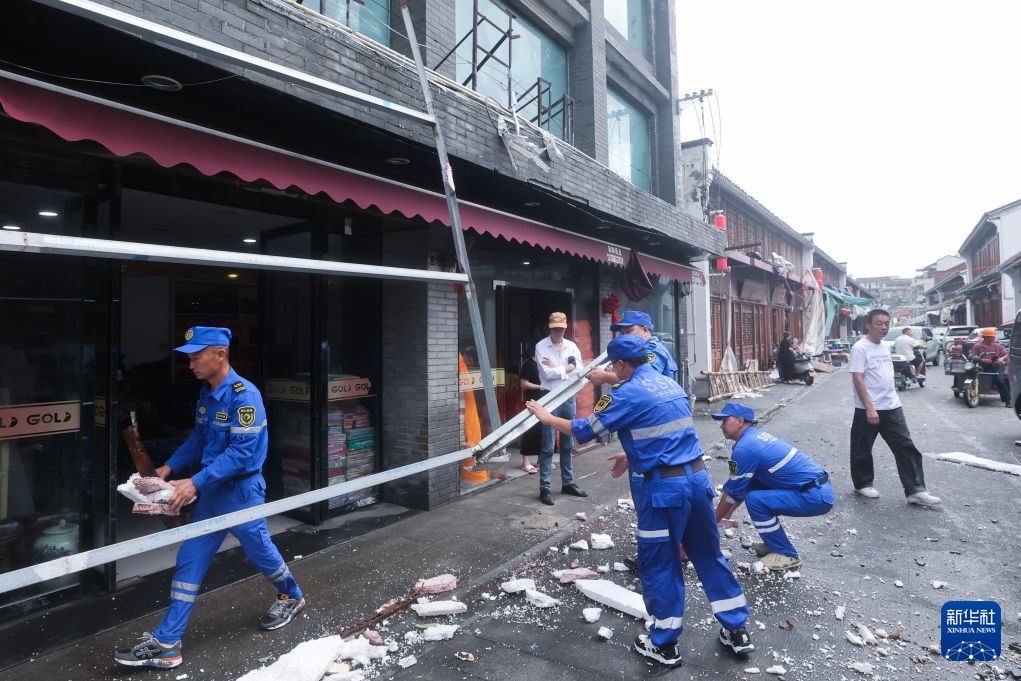 做好应急抢险举措 应对台风“巴威”影响 做好应急抢险举措 应对台风“巴威”影响