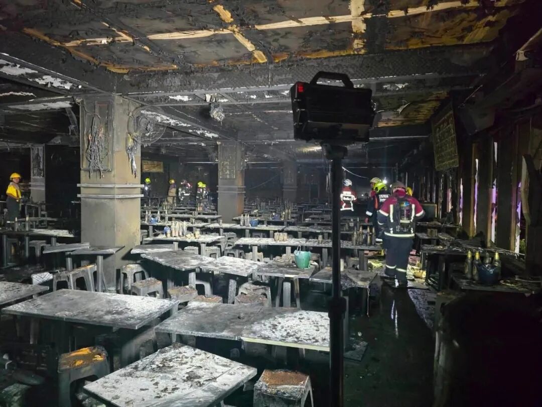 泰国曼谷一酒吧发生火灾 已致27人遇难 泰国曼谷一酒吧发生火灾 已致27人遇难