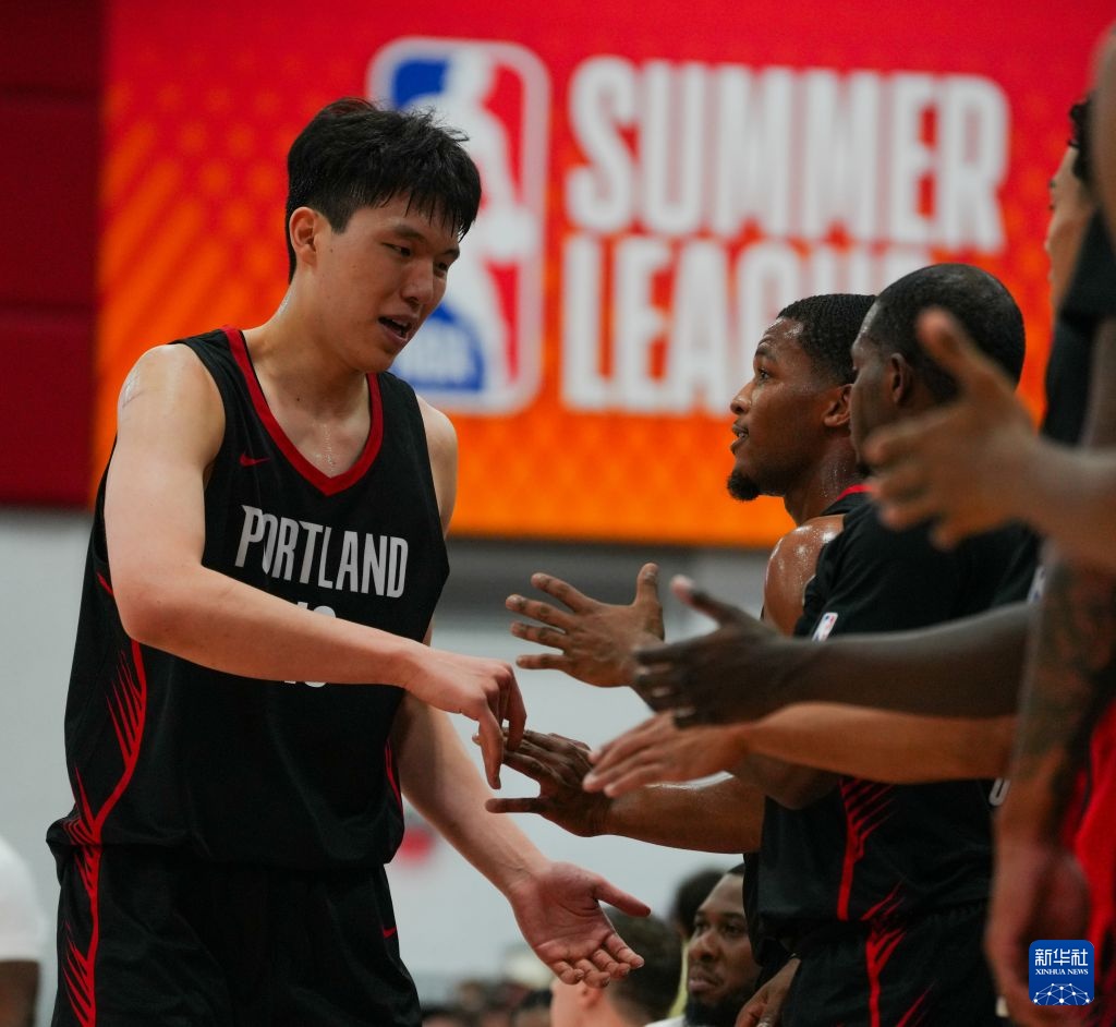 NBA夏季联赛：太阳胜开拓者 杨瀚森得到12分