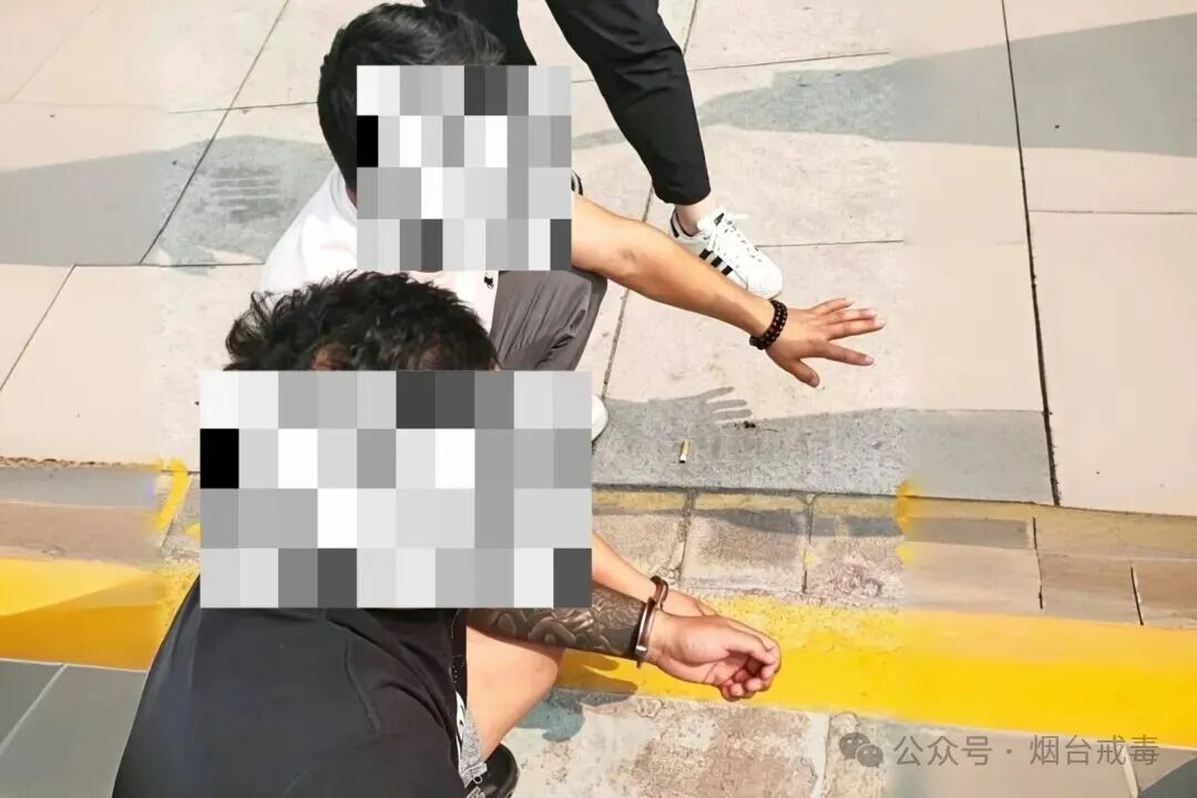 面向全国多地大肆批发售卖“笑气”,警方全链条捣毁贩售网络! 面向全国多地大肆批发售卖“笑气”,警方全链条捣毁贩售网络!