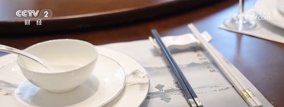 从“被看见”到“被体验” 影视IP推高非遗文旅热潮 助燃“追剧同款”消费 从“被看见”到“被体验” 影视IP推高非遗文旅热潮 助燃“追剧同款”消费
