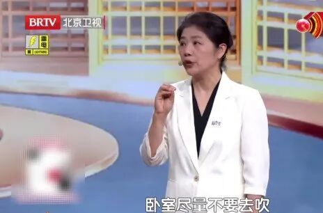 每天这样趴3分钟,打通全身淤堵:腰不痛了、腿脚有劲,身子骨更硬朗 每天这样趴3分钟,打通全身淤堵:腰不痛了、腿脚有劲,身子骨更硬朗