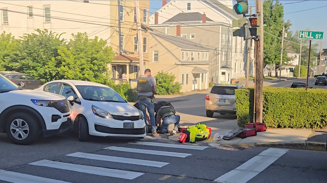 美移民执法人员在缅因州开枪致1人死亡，FBI已接手调查