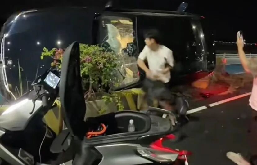 凌晨3点,广东18岁少年拆下电摩电池砸窗救人,最新后续:获赠一台新车 凌晨3点,广东18岁少年拆下电摩电池砸窗救人,最新后续:获赠一台新车