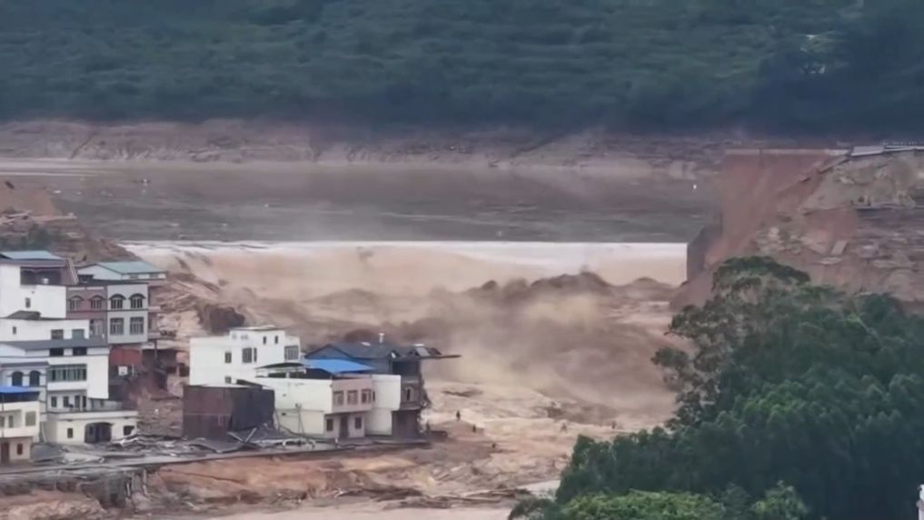 微光成炬护家园——广西防汛救灾暖心纪实 微光成炬护家园——广西防汛救灾暖心纪实