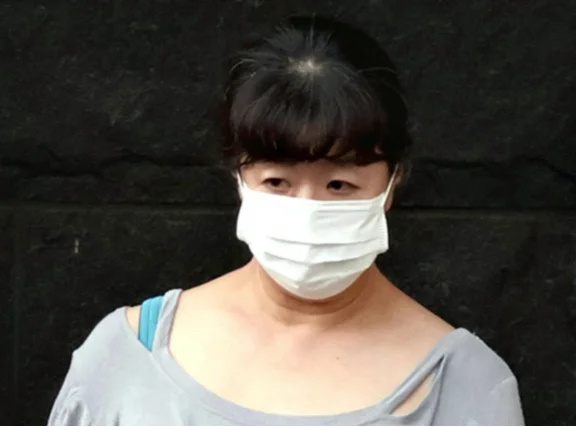 日本一护士涉嫌将排泄物混入输液管中致患者死亡，被警方逮捕