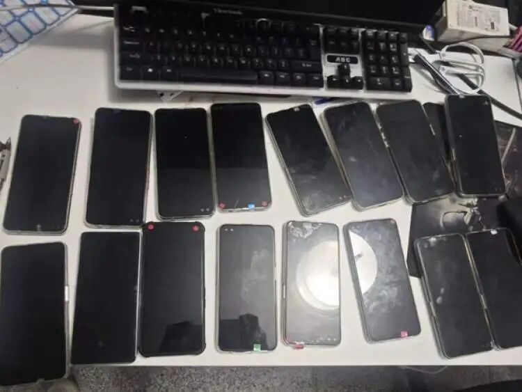 20多天疯狂网购1700余单!收到后全部退货退款……男子被上海警方刑拘 20多天疯狂网购1700余单!收到后全部退货退款……男子被上海警方刑拘