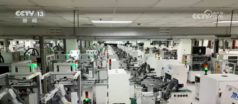 69.6万亿元+4.7%,量质齐升!上半年中国经济总体平稳 新动能加快壮大 69.6万亿元+4.7%,量质齐升!上半年中国经济总体平稳 新动能加快壮大