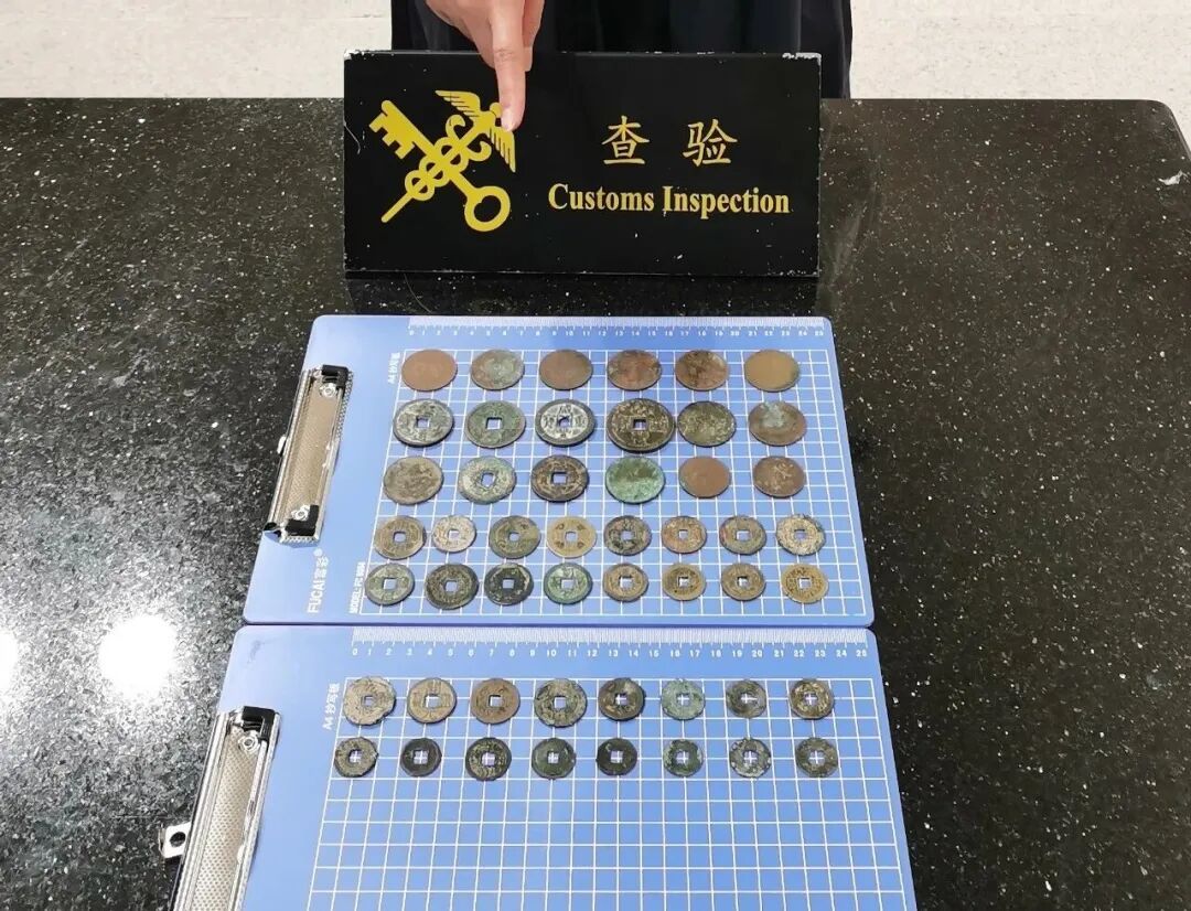 深圳、珠海接连查获禁止出境文物 深圳、珠海接连查获禁止出境文物